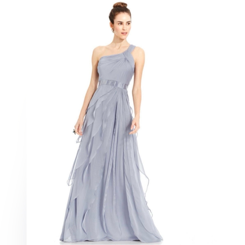 Adrianna Papell Elegant One-Shoulder Evening Gown